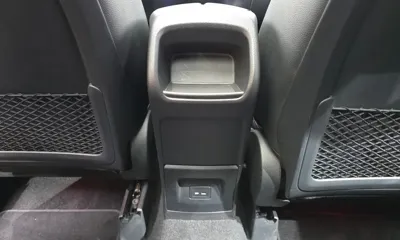Mercedes-Benz GLA-Class 2021, 57822 км, за 24560.27 USD - фото 28