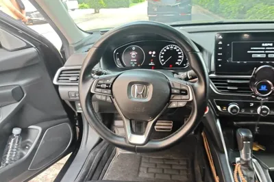 Honda Accord 2022, 49700 км, за 19235 USD - фото 23