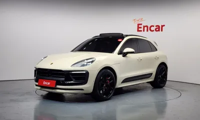 Porsche Macan · 2022 год