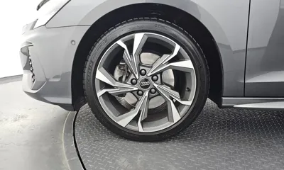 Audi A3 2023, 69448 км, за 18188.38 USD
