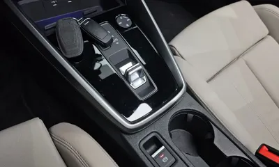 Audi A3 2023, 69448 км, за 18188.38 USD - фото 9