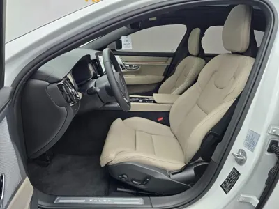 Volvo S90 2026, 2648 км, за 37661.05 USD - фото 10