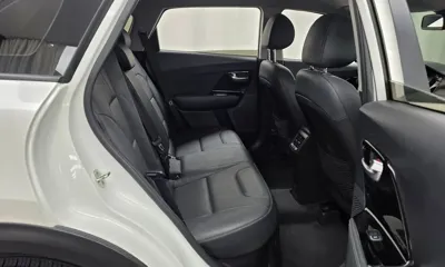 Kia Niro 2020, 163051 км, за 9124.33 USD - фото 12