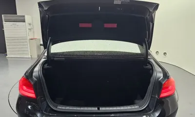 BMW 5-Series 2019, 97685 км, за 14734.06 USD - фото 20