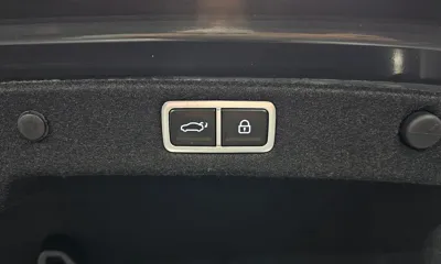 Hyundai Grandeur 2023, 25580 км, за 19725.08 USD - фото 20