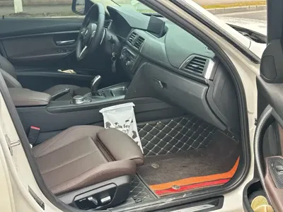 BMW 3 Series 2018, 100000 км, за 11741.97 USD - фото 6