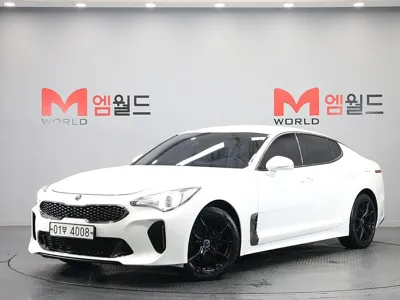 Kia Stinger 2018, 88140 км, за 8995.03 USD