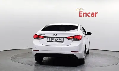 Hyundai Avante 2014, 77520 км, за 4266.77 USD