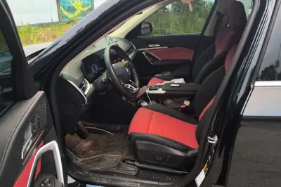 BMW iX1