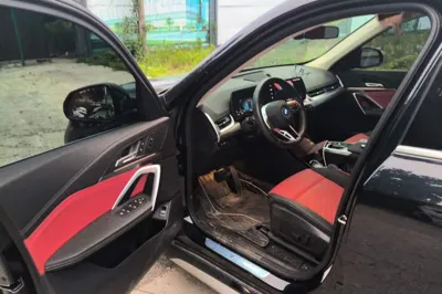 BMW iX1