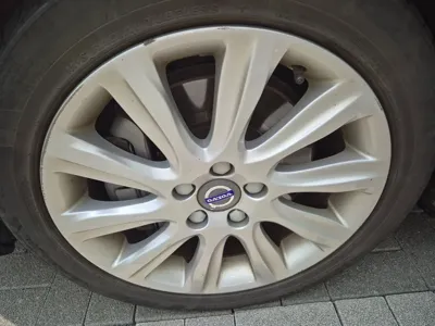 Volvo V40 2016, 156204 км, за 5222.11 USD