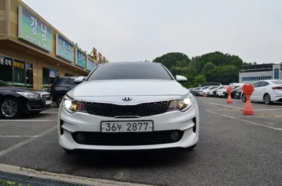 Kia K5 2016, 166451 км, за 5798.05 USD