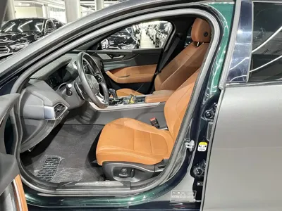 Jaguar XEL 2024, 46000 км, за 20413.27 USD