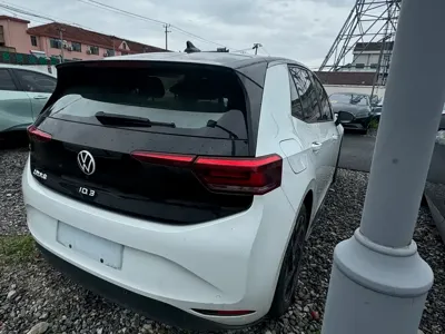 Volkswagen ID.3 2024, 30000 км, за 8975.69 USD - фото 16