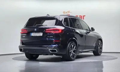 BMW X5 2022, 43159 км, за 65140.1 USD