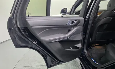 BMW X5 2022, 43159 км, за 65140.1 USD - фото 25