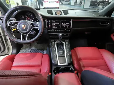Porsche Macan 2020, 29702 км, за 52448.47 USD - фото 10