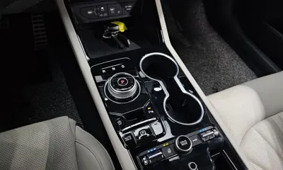 Kia K5 2024, 55474 км, за 19094.81 USD - фото 9