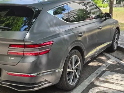Genesis GV80 2024, 30000 км, за 27717.21 USD
