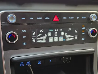 Genesis GV80 2024, 30000 км, за 27717.21 USD - фото 8