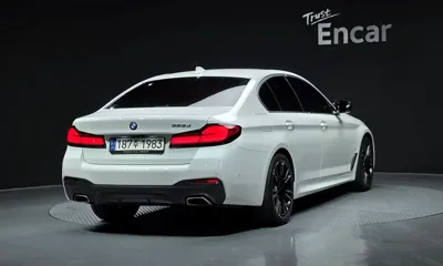 BMW 5-Series 2021, 186292 км, за 20425.72 USD