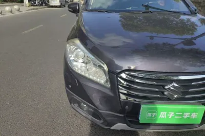 Suzuki S-Cross