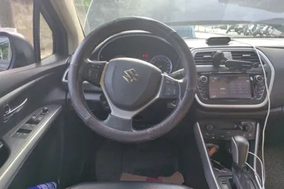 Suzuki S-Cross