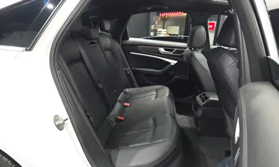 Audi A6 2022, 53804 км, за 21426.72 USD - фото 12