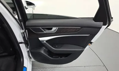 Audi A6 2022, 53804 км, за 21426.72 USD - фото 25