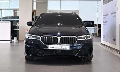 BMW 5-Series 2022, 65264 км, за 26372.33 USD