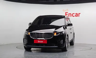 Kia Canival 2018, 106789 км, за 5407.17 USD