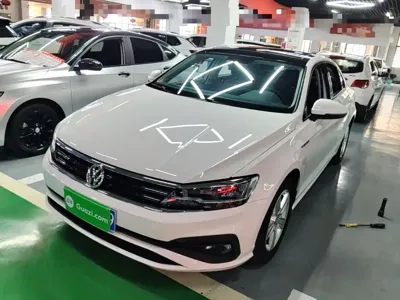 Volkswagen Lamando · 2022 год