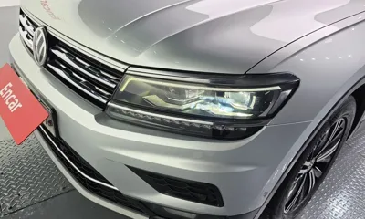 Volkswagen Tiguan 2018, 49244 км, за 13596.16 USD - фото 22