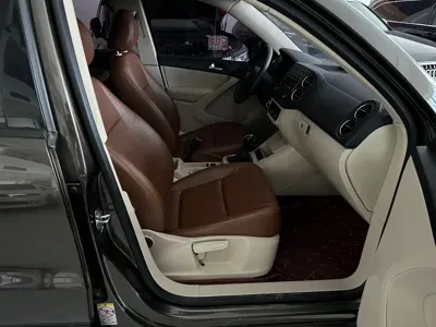 Volkswagen Tiguan 2015, 120000 км, за 5414.84 USD - фото 7