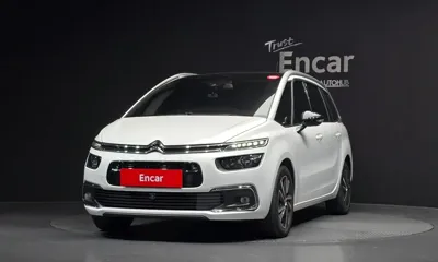 Citroen-DS C4 SpaceTourer 2021, 64779 км, за 12217.55 USD