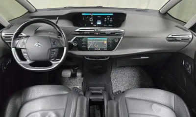 Citroen-DS C4 SpaceTourer 2021, 64779 км, за 12217.55 USD - фото 7
