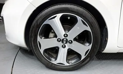 Kia Pride 2012, 115547 км, за 3239.03 USD