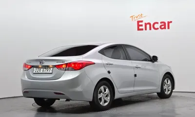 Hyundai Avante 2012, 49523 км, за 1962.72 USD