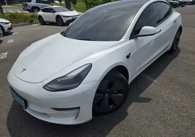 Tesla Model 3 2022, 135721 км, за 3702.25 USD