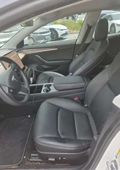 Tesla Model 3 2022, 135721 км, за 3702.25 USD