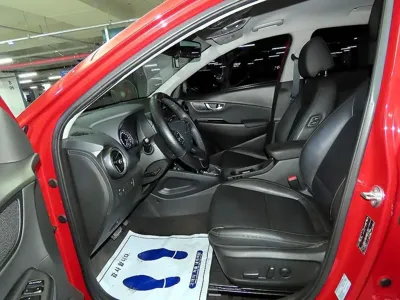 Hyundai Kona 2022, 68827 км, за 10684.04 USD - фото 6