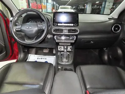 Hyundai Kona 2022, 68827 км, за 10684.04 USD - фото 10
