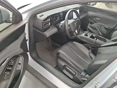 BYD Qin L 2024, 40100 км, за 9549.55 USD - фото 16