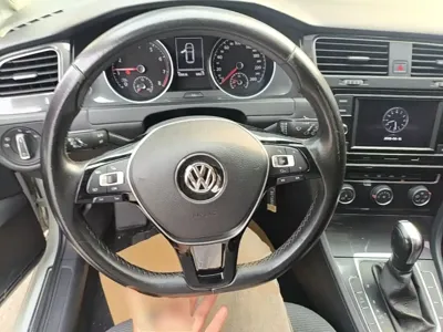 Volkswagen Golf 2018, 109800 км, за 7415.98 USD - фото 11