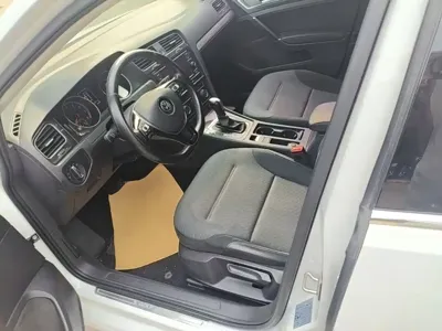Volkswagen Golf 2018, 109800 км, за 7415.98 USD - фото 15