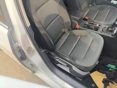 Volkswagen Golf 2018, 109800 км, за 7415.98 USD - фото 25