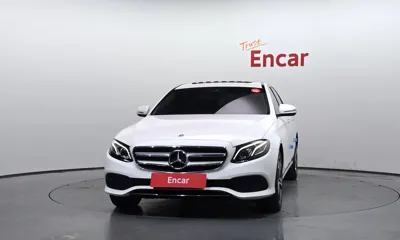 Mercedes-Benz E-Class 2019, 79767 км, за 14626.53 USD