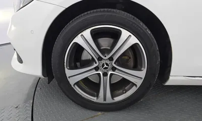 Mercedes-Benz E-Class 2019, 79767 км, за 14626.53 USD