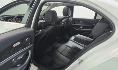 Mercedes-Benz E-Class 2019, 79767 км, за 14626.53 USD - фото 12