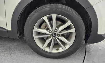 Hyundai Santafe 2015, 128221 км, за 7144.25 USD